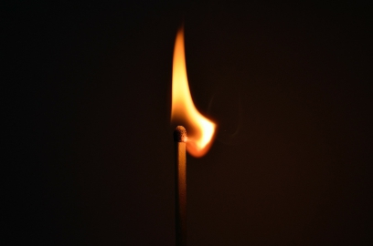 EVERYONE CAN LIGHT A FIRE